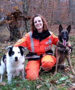 Rettungshundeteam Anja mit Leo und Nugget
