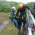 Abseilen von einem Gebäude zusammen mit dem Hund Trainingstag mit Klettern in Freiburg 2017 - Abseilen von einem Gebäude zusammen mit dem Hund